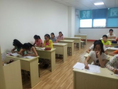 【鳳凰教育團購】_鳳凰教育單人心理咨詢課_百度糯米